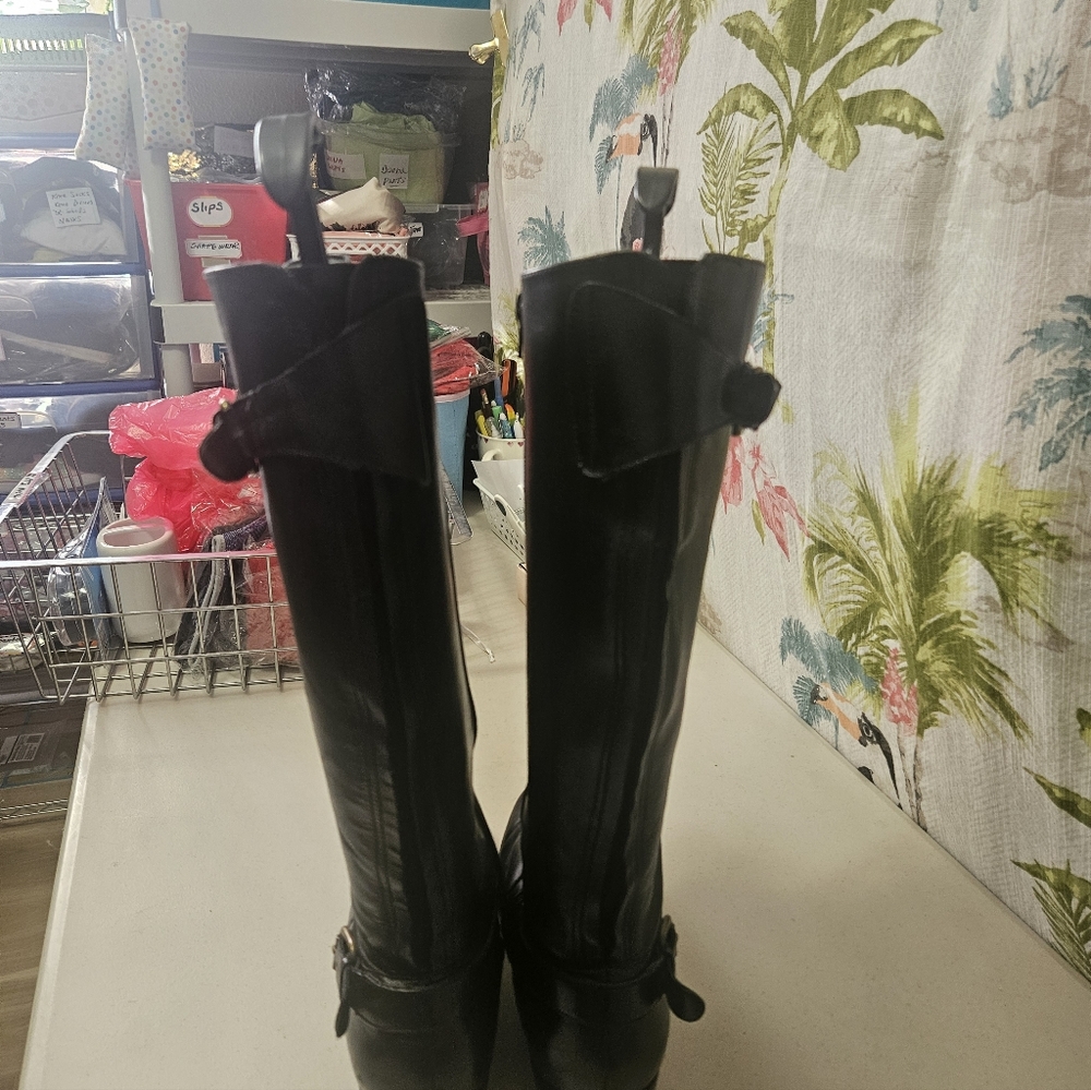 Corso Como Black Leather Boots 1.5" Heel. Buckles Size 9E In Great condition - Picture 10 of 16